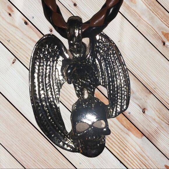 New. Goth inspired silver Eagle with skull… - Picture 5 of 10